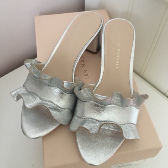 Loeffler Randall silver mules - Picture 2 of 7